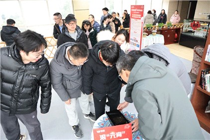 【幸福钱柜777】元宵節游園會在钱柜777火熱開展